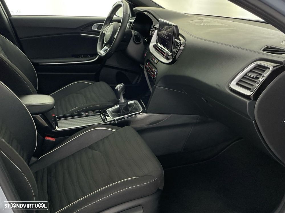 Kia XCeed 1.0 T-GDI GT-Line - 22