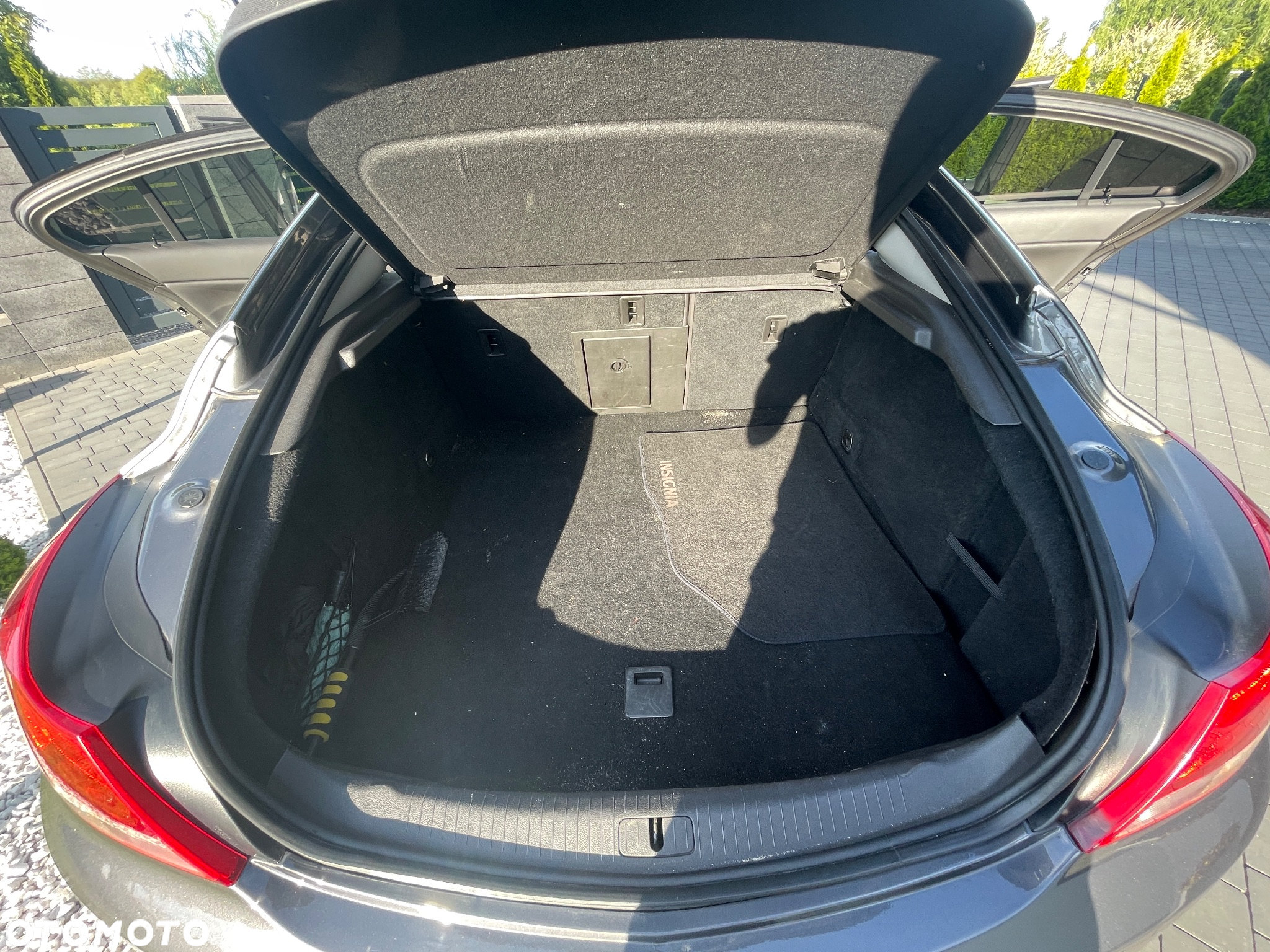 Opel Insignia 2.0 T Sport 4x4 - 19