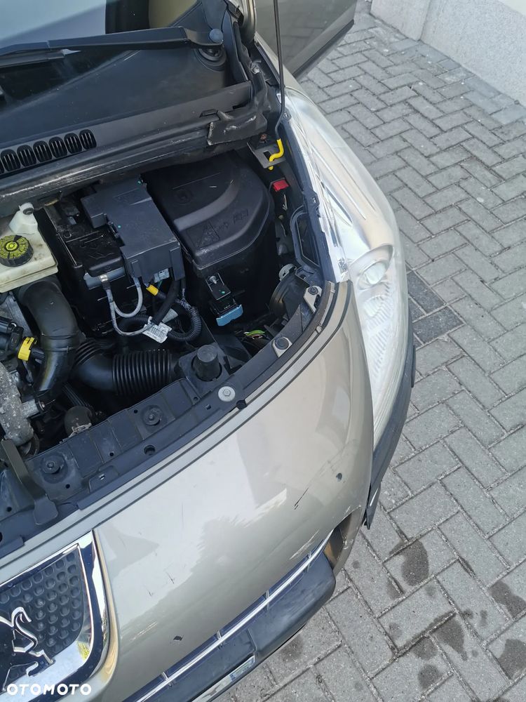 Peugeot 3008 1.6 HDi Premium - 7