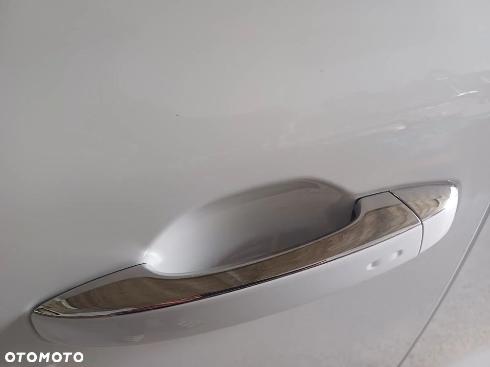 Renault Megane 1.5 Blue dCi Intens - 17