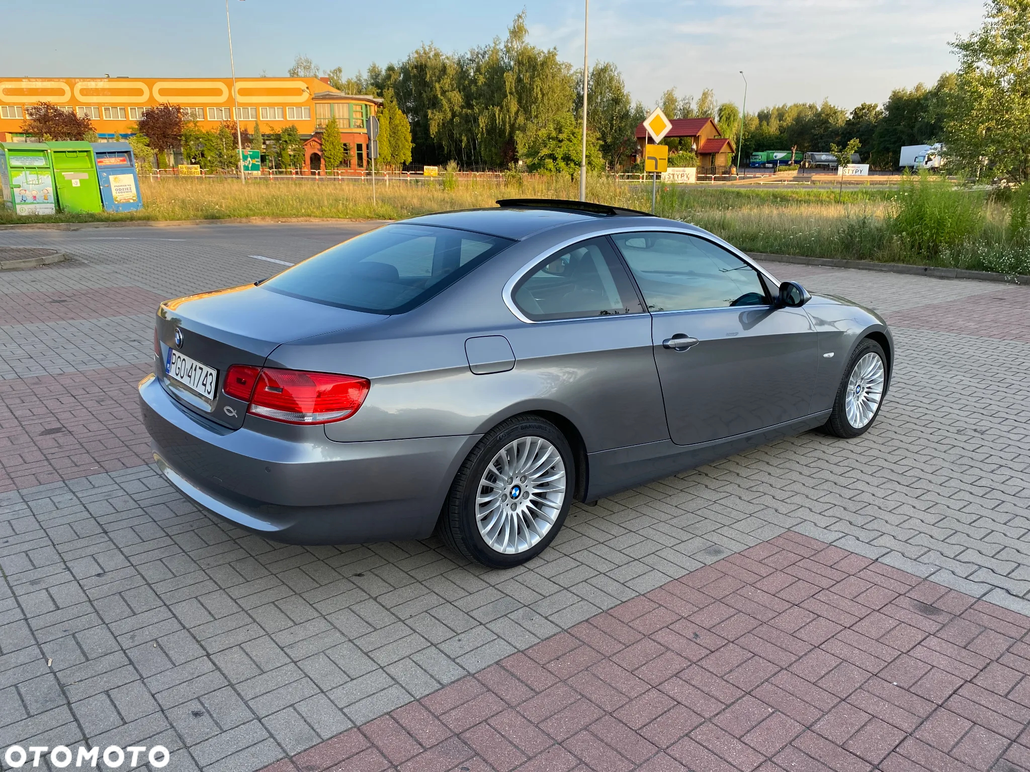 BMW Seria 3 325i - 3