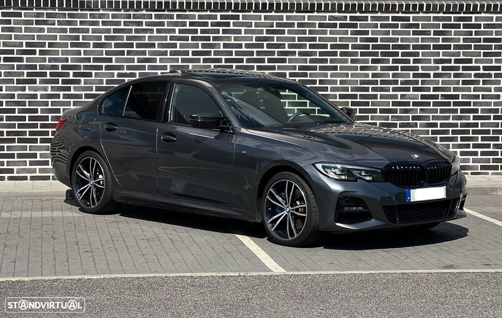 BMW 330 e Pack 50 anos M Auto - 3