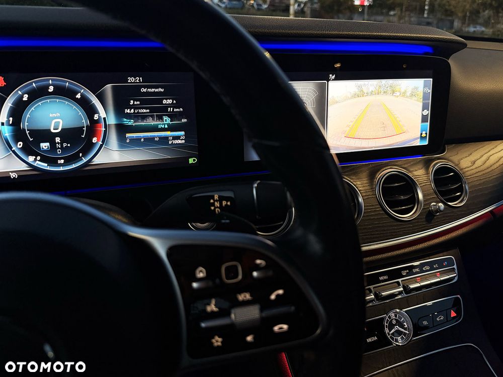 Mercedes-Benz Klasa E 220 d 4-Matic Avantgarde - 12