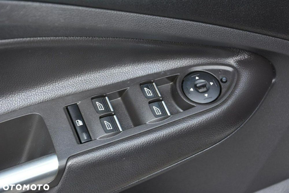 Ford Kuga 2.0 TDCi 4WD Titanium - 29