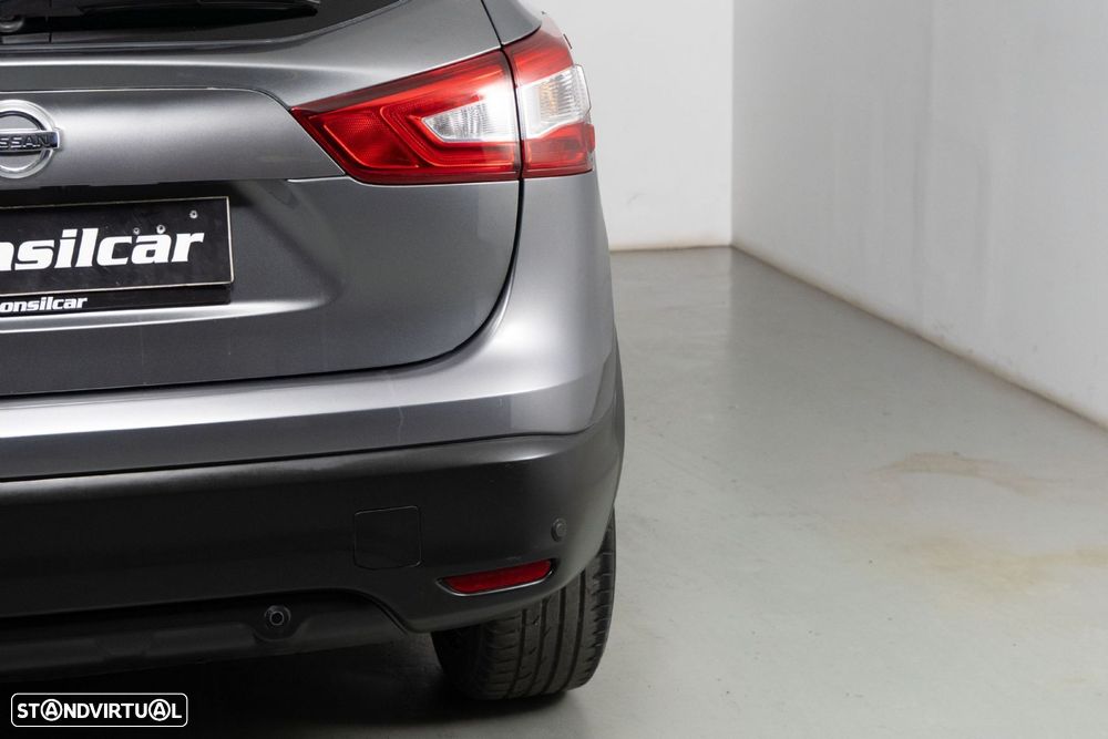 Nissan Qashqai 1.5 dCi Tekna J19 - 18