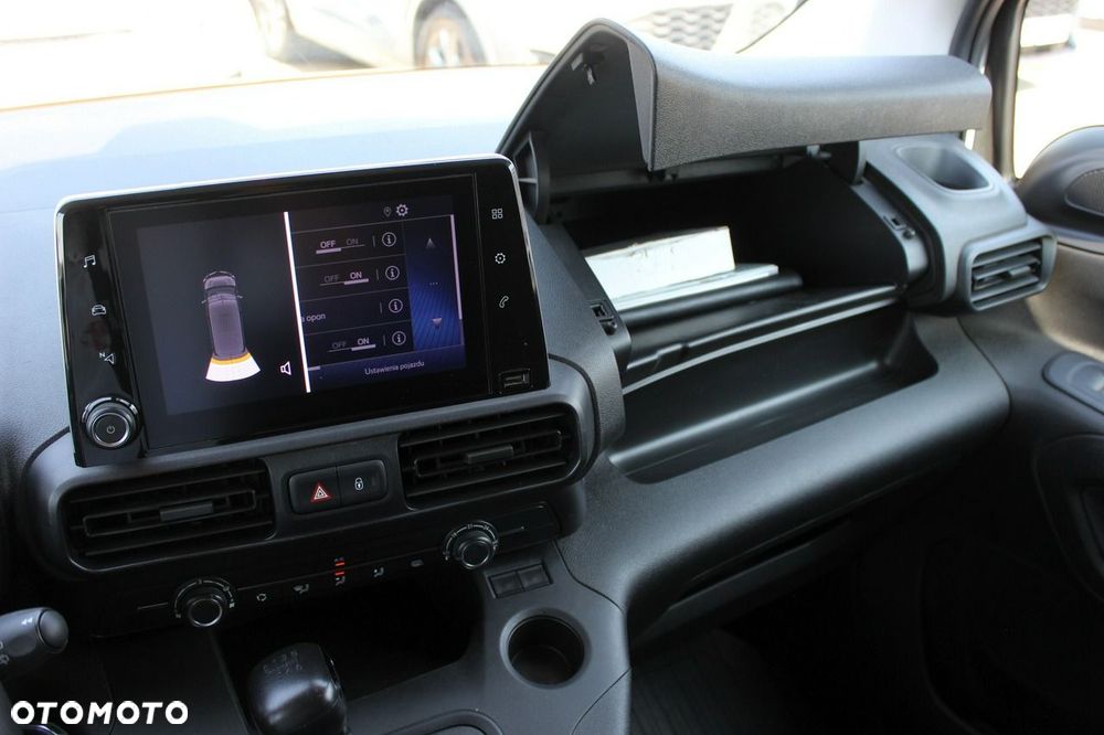 Toyota Proace City - 24