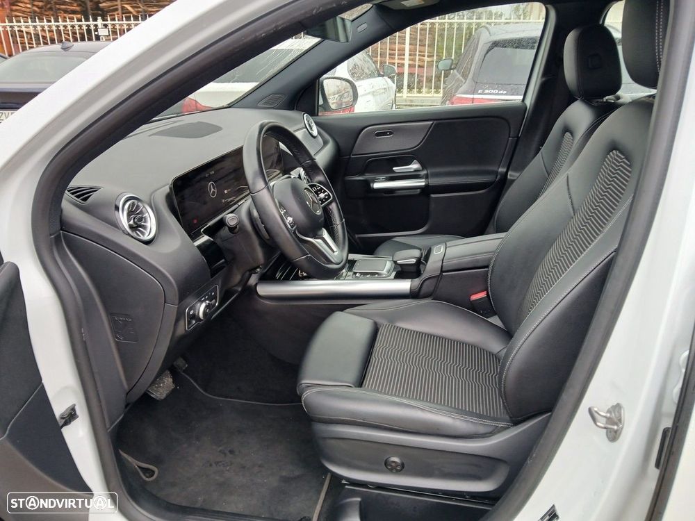 Mercedes-Benz GLA 250 e 8G-DCT - 16