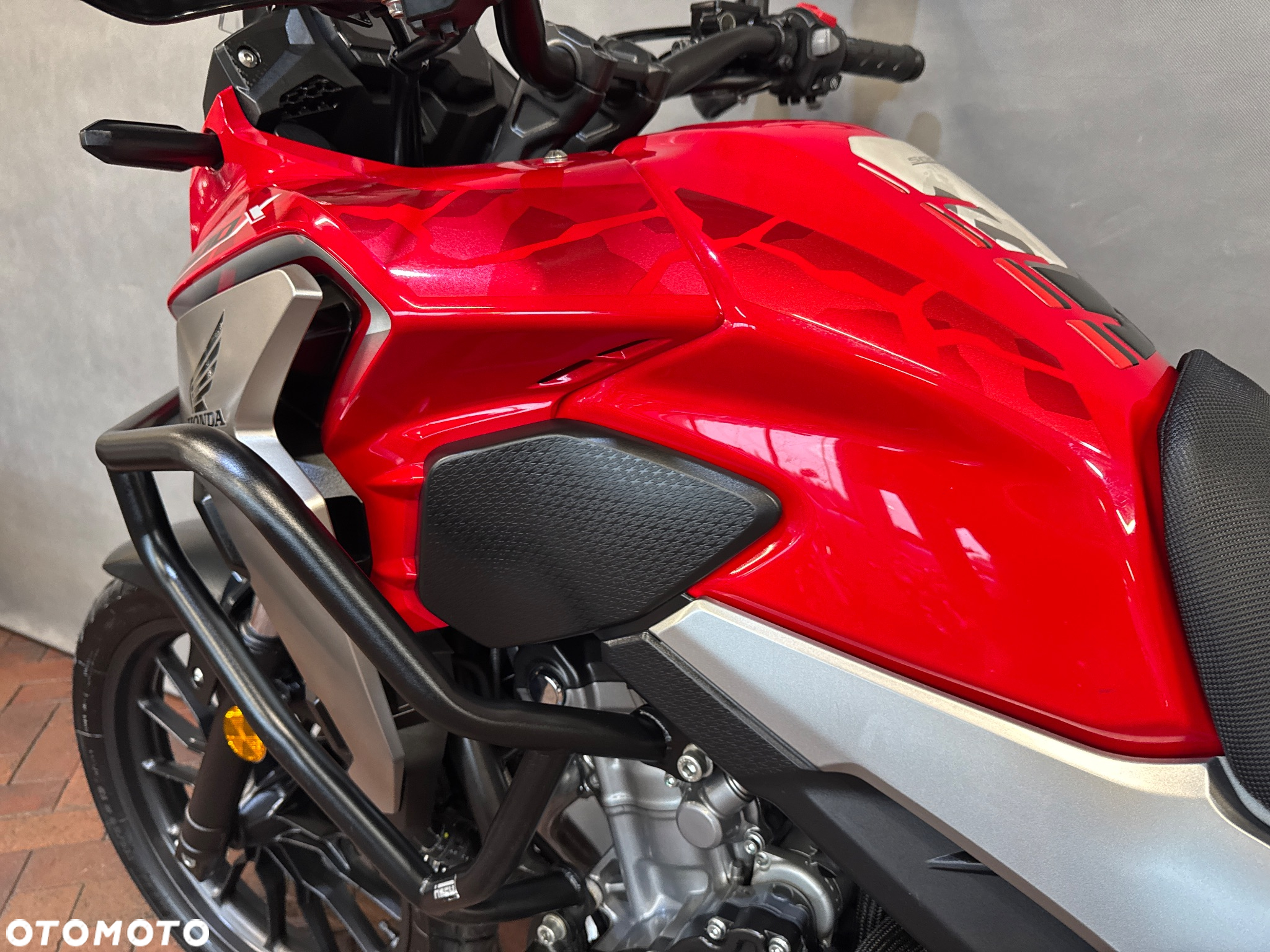 Honda CB - 24