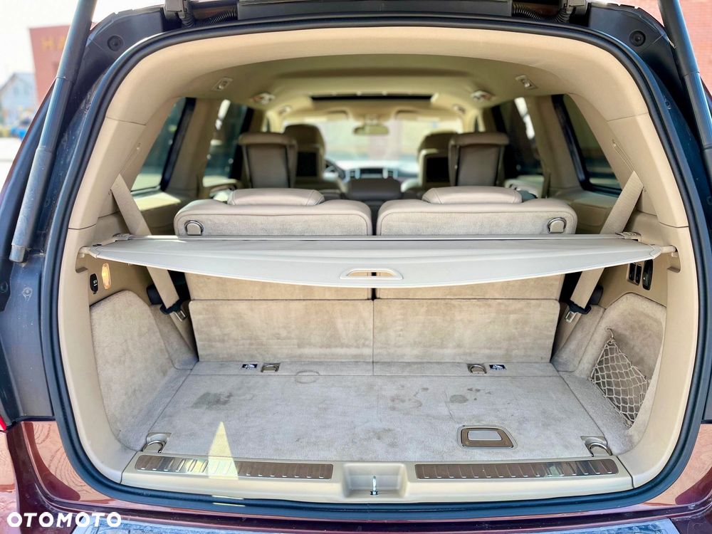 Mercedes-Benz GL - 13