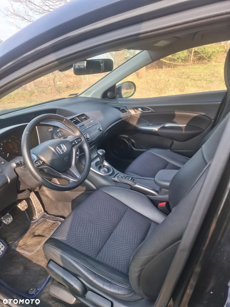 Honda Civic 1.8 Sport - 4