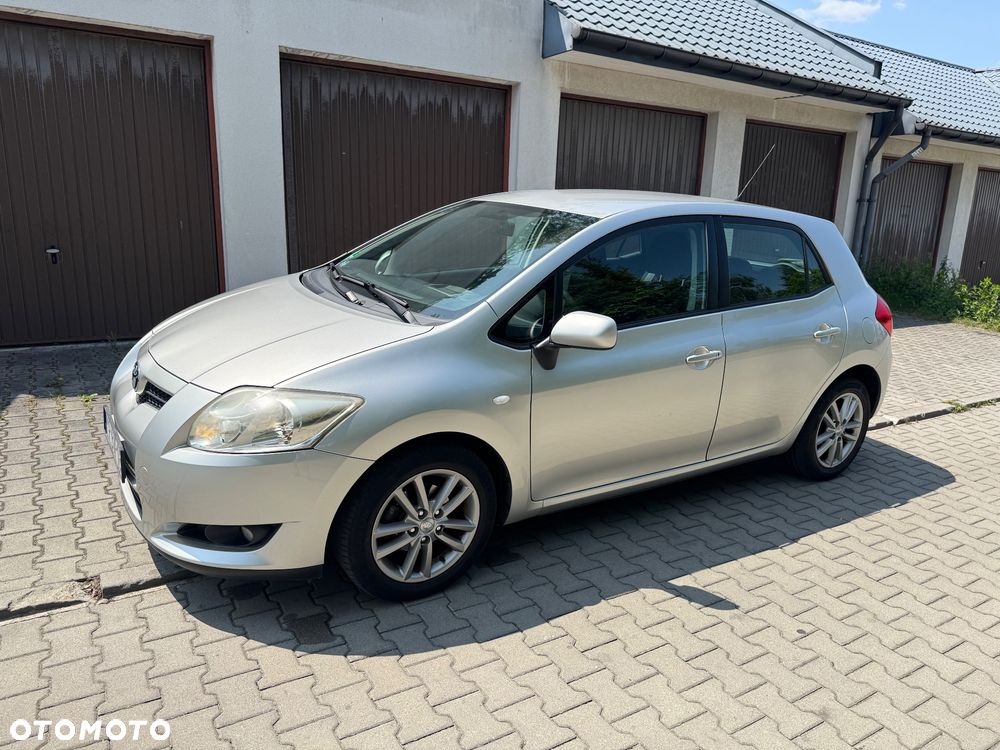 Toyota Auris 1.4 VVT-i Luna - 1