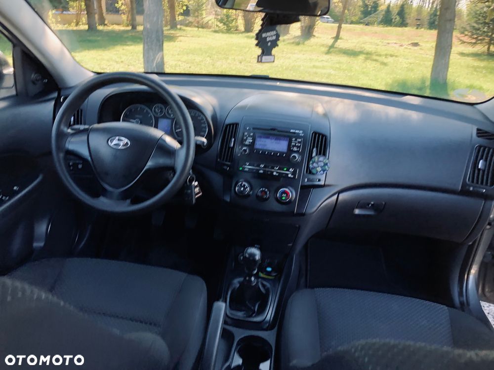 Hyundai i30 1.4 FIFA WM Edition - 19