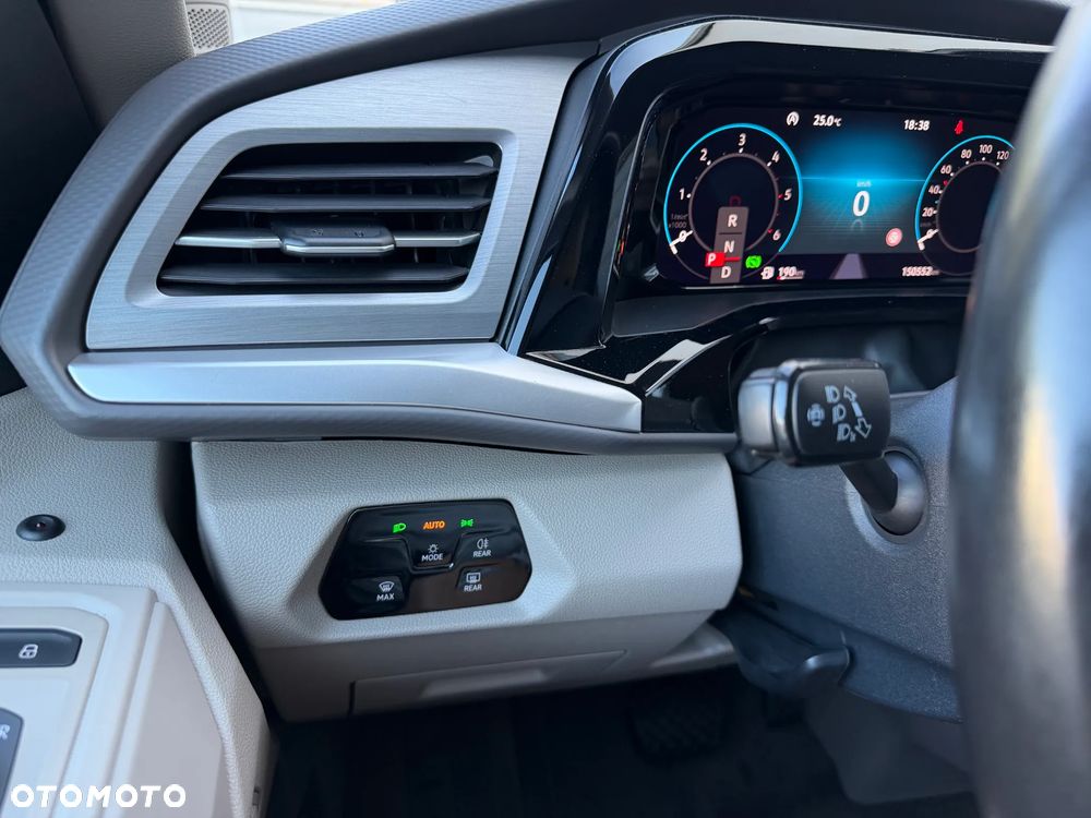 Volkswagen Multivan 2.0 TDI L1 70 Years Bulli DSG - 8