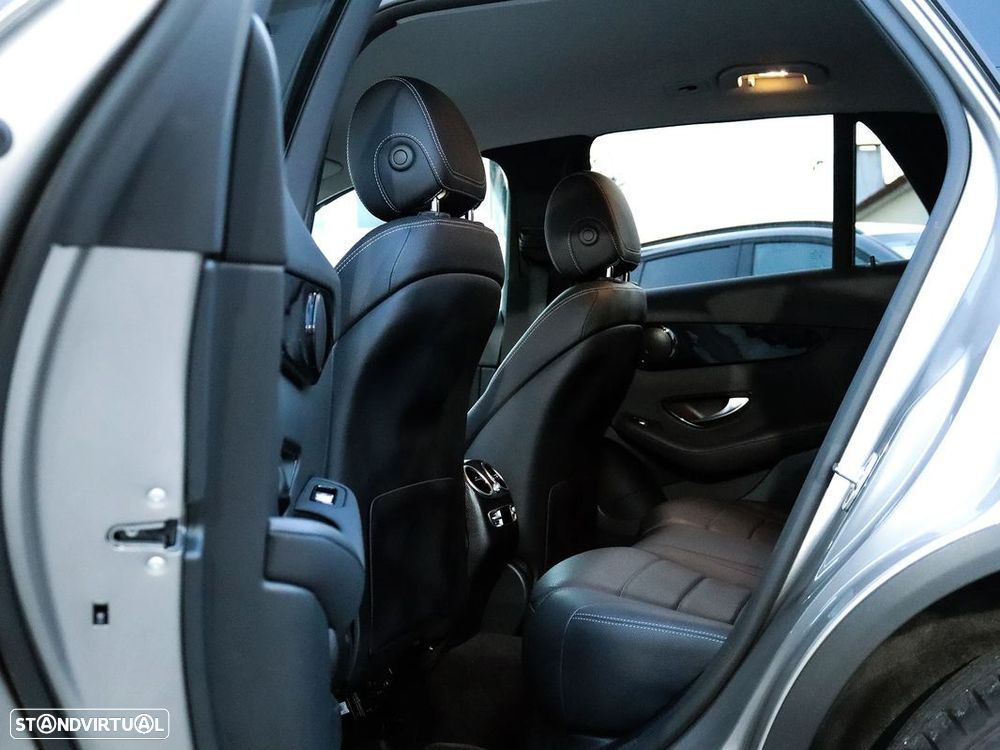 Mercedes-Benz GLC 300 e 4Matic - 12