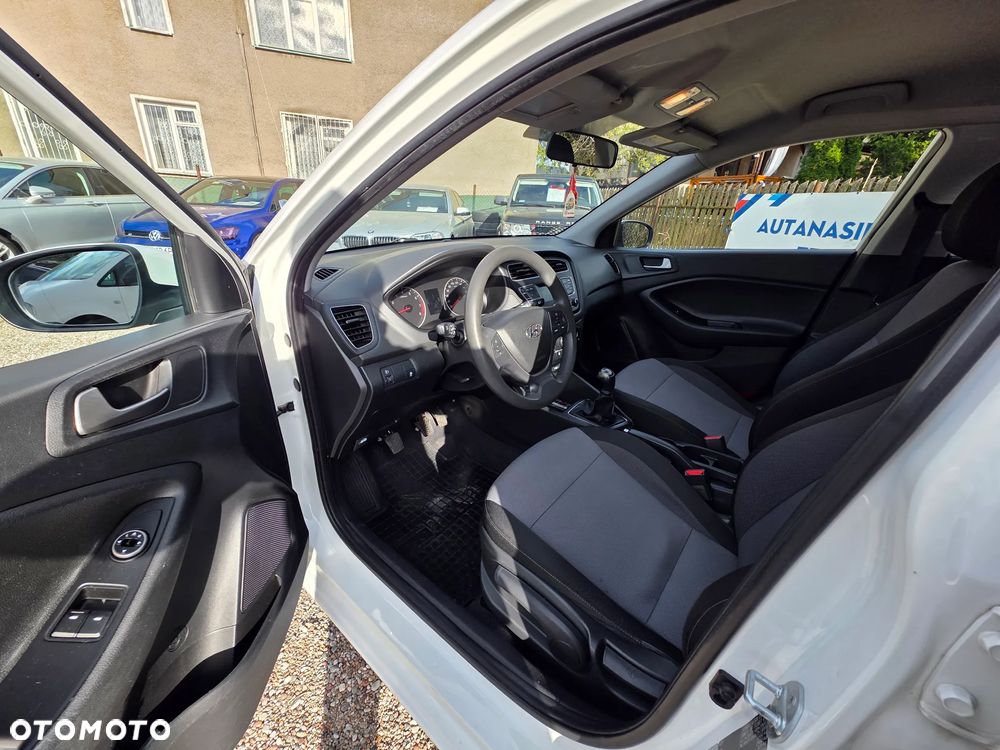 Hyundai i20 1.2 Classic Plus - 12