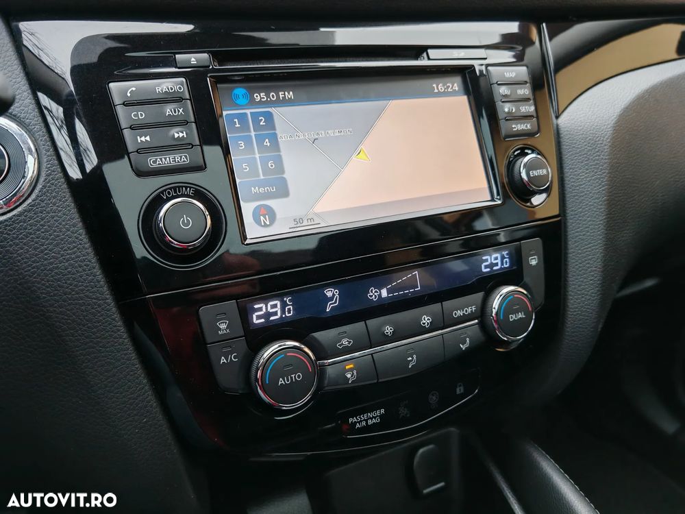 Nissan Qashqai 1.5 DCI TEKNA - 11