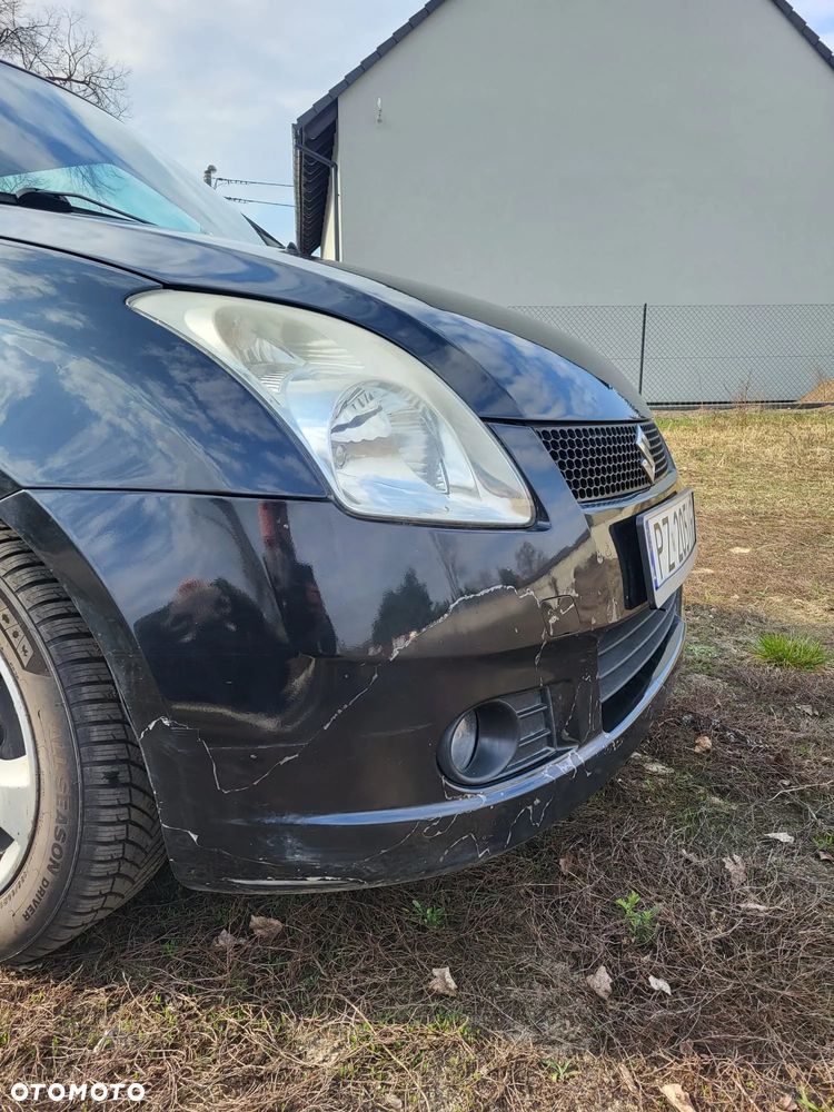 Suzuki Swift 1.3 DDiS 16v GLX - 9