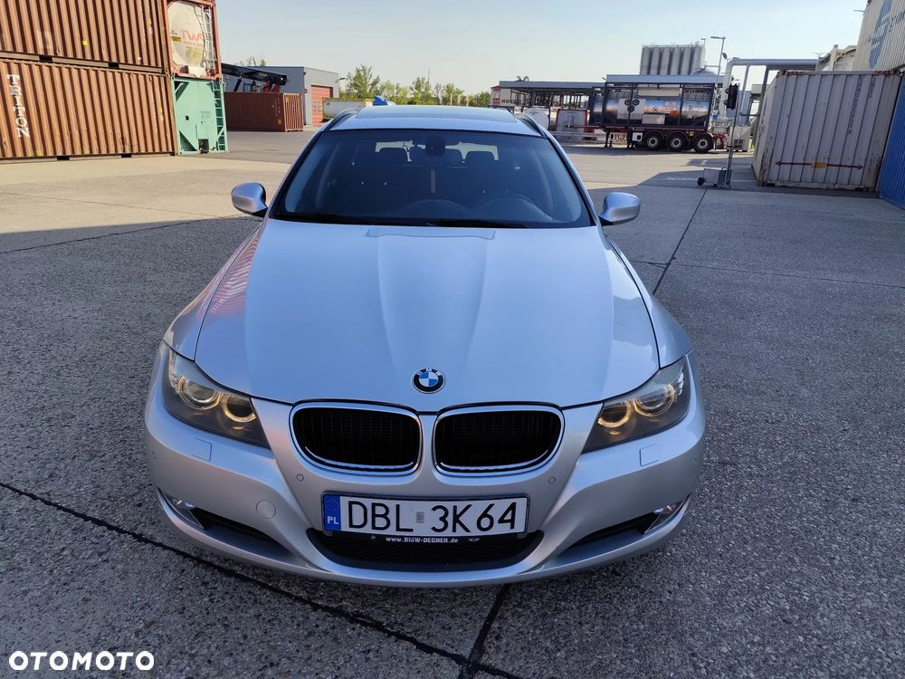 BMW Seria 3 318d DPF Edition Sport - 7