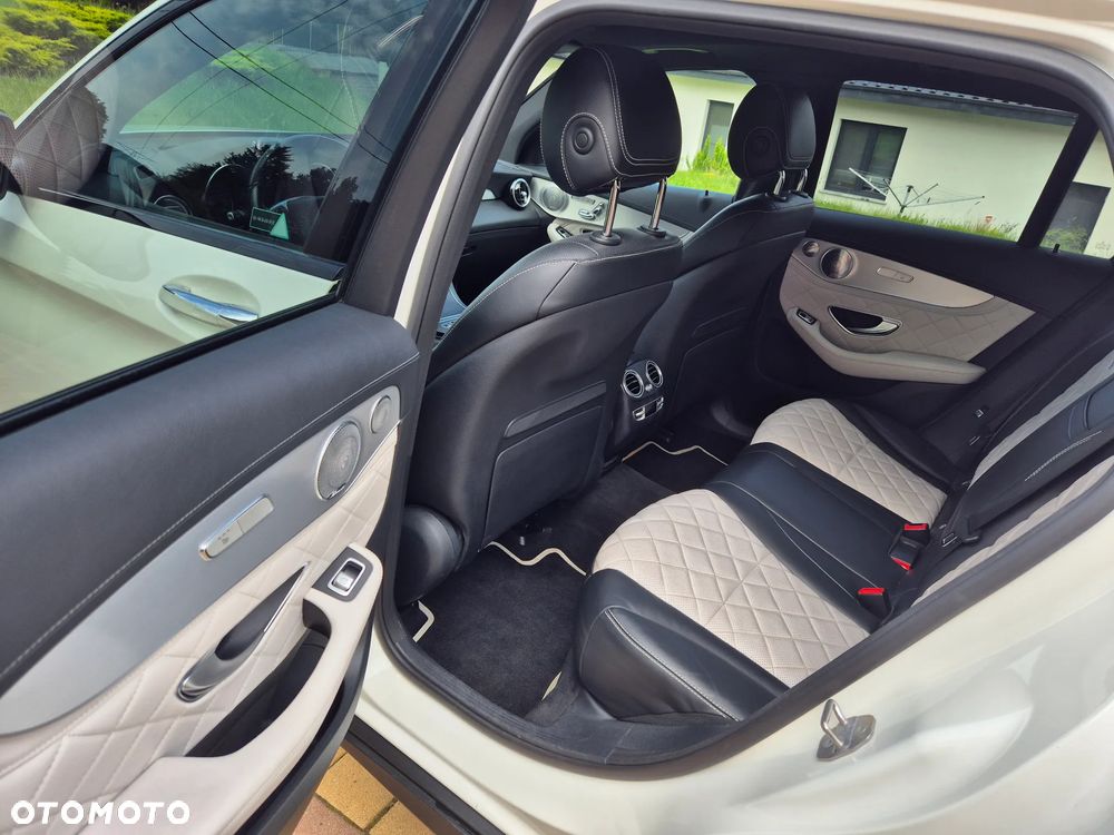 Mercedes-Benz GLC - 8