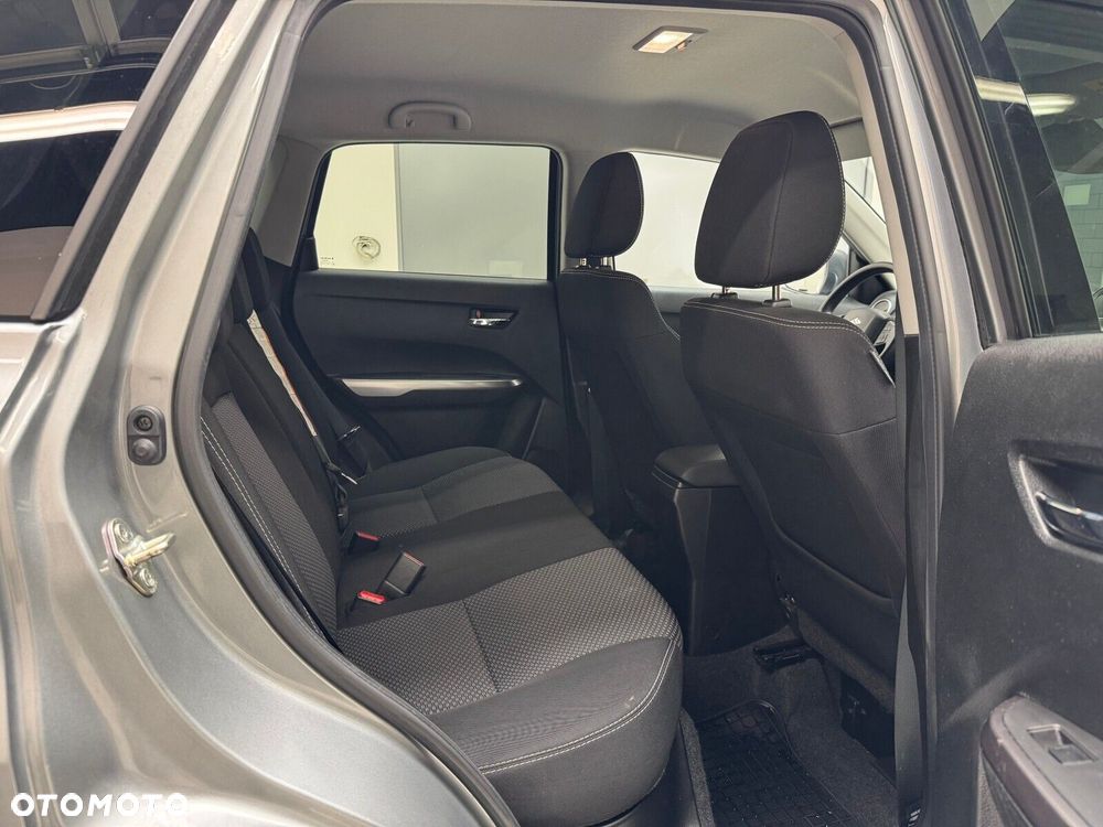 Suzuki Vitara 1.4 Boosterjet SHVS Premium 4WD - 9