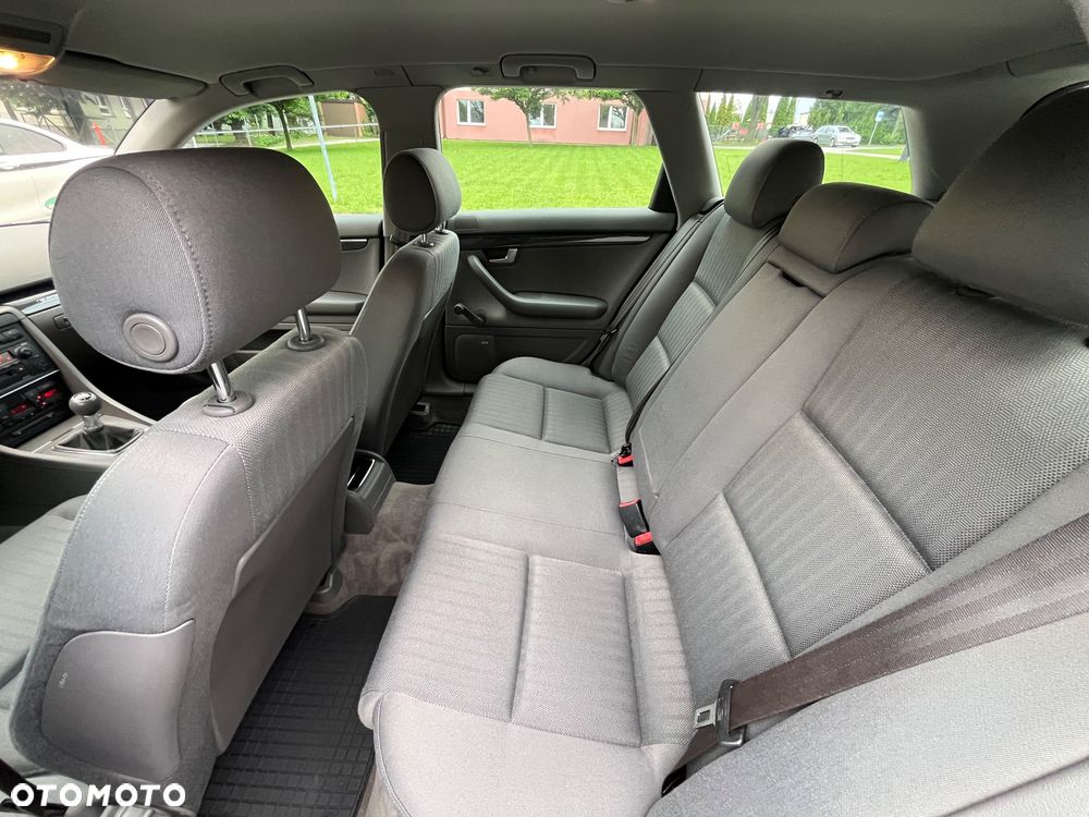 Audi A4 Avant 1.8 T quattro - 21