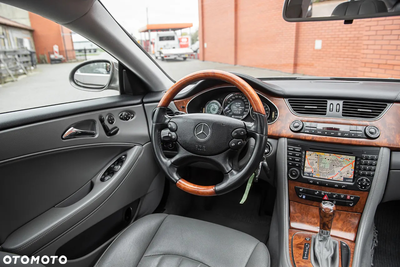 Mercedes-Benz CLS 350 - 26
