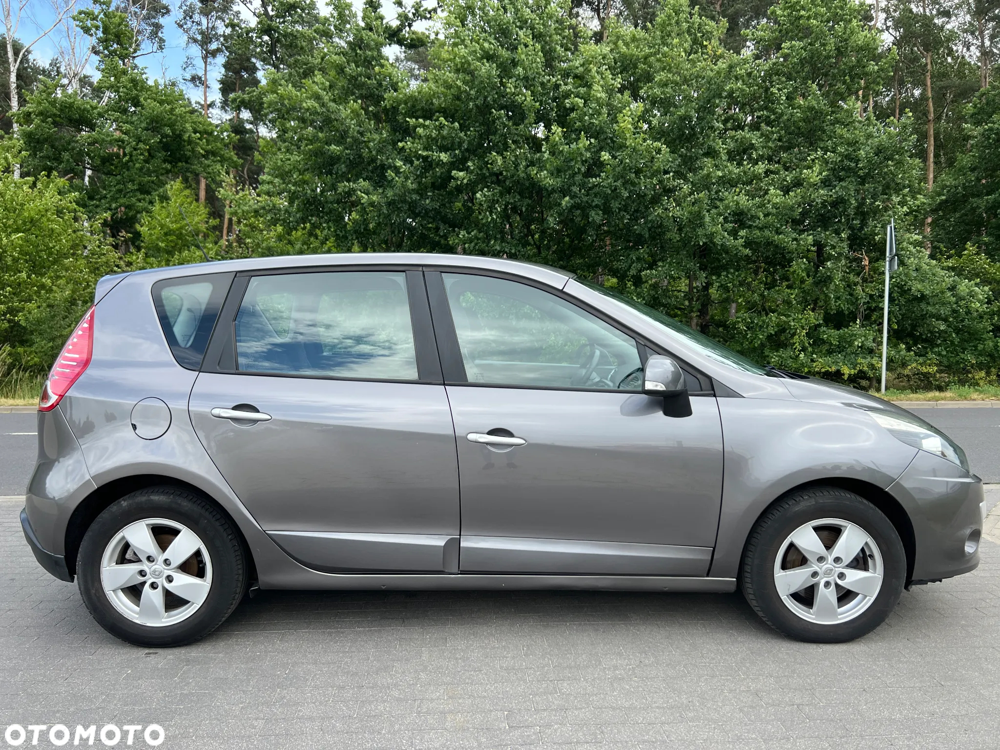 Renault Scenic - 4
