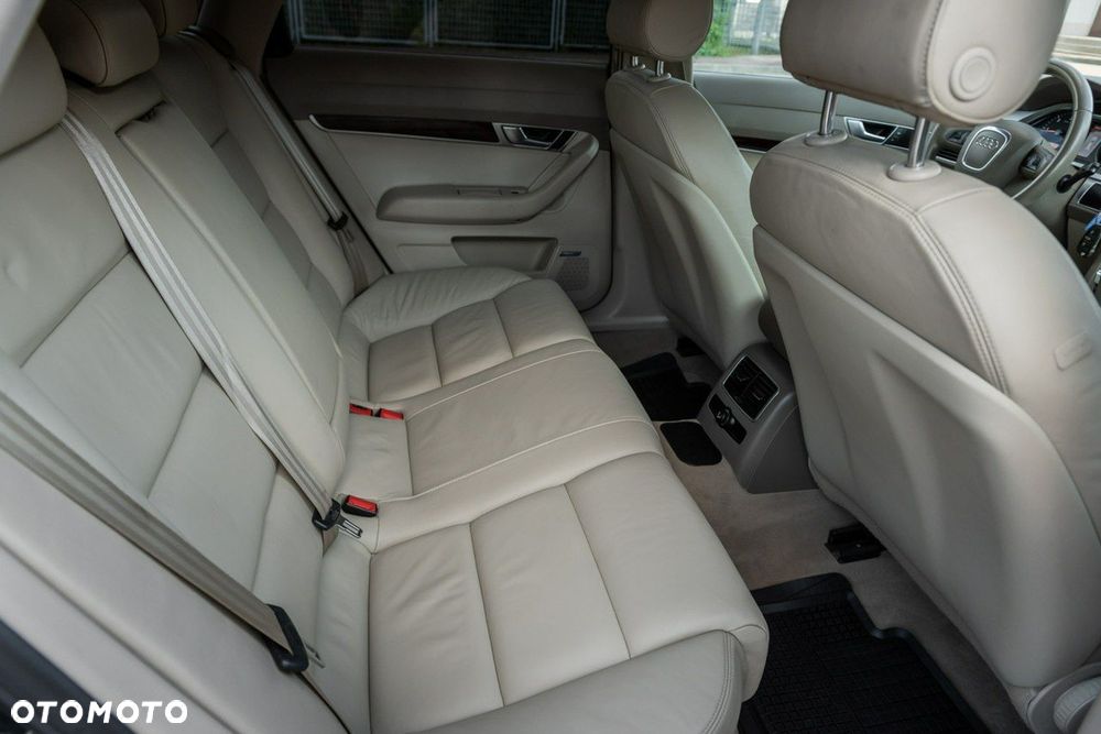 Audi A6 Avant - 8