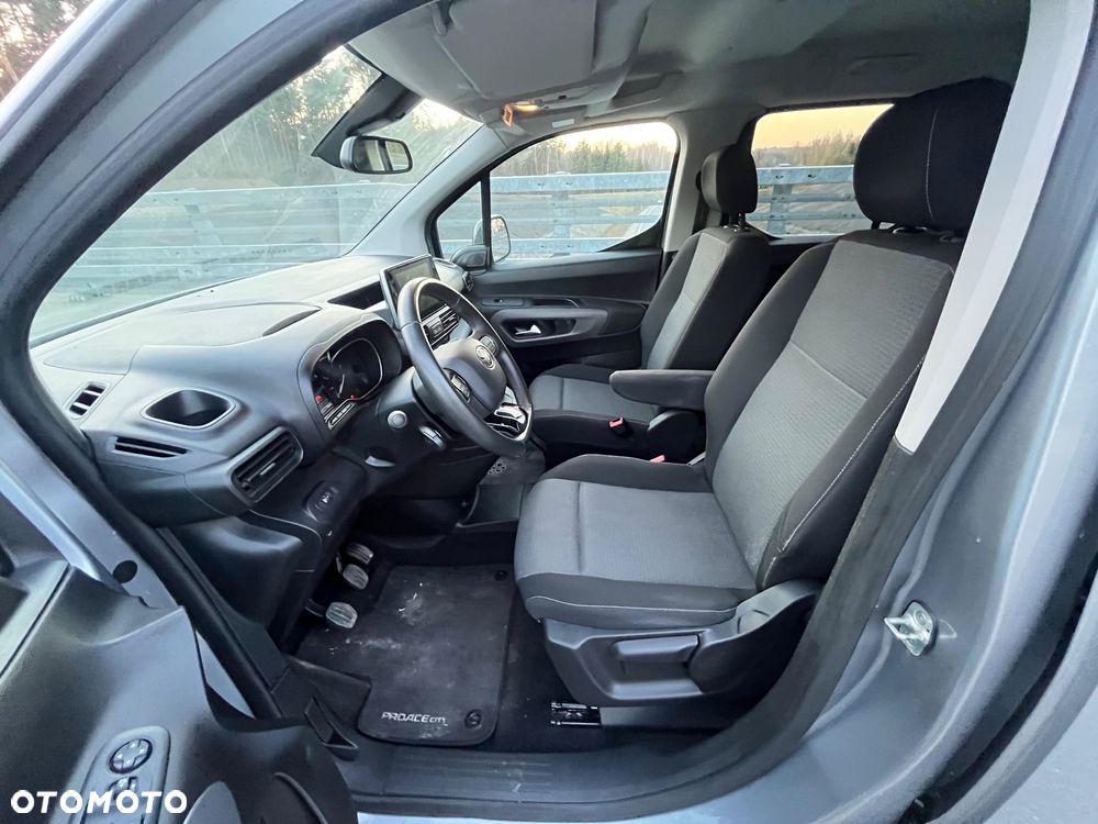 Toyota Proace City Verso Long 1.5 D-4D Business - 19