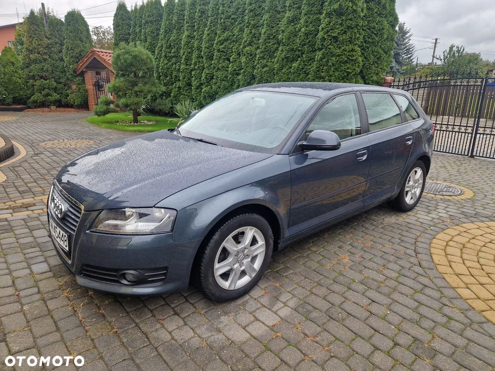 Audi A3 Sportback 1.6 Ambiente - 1