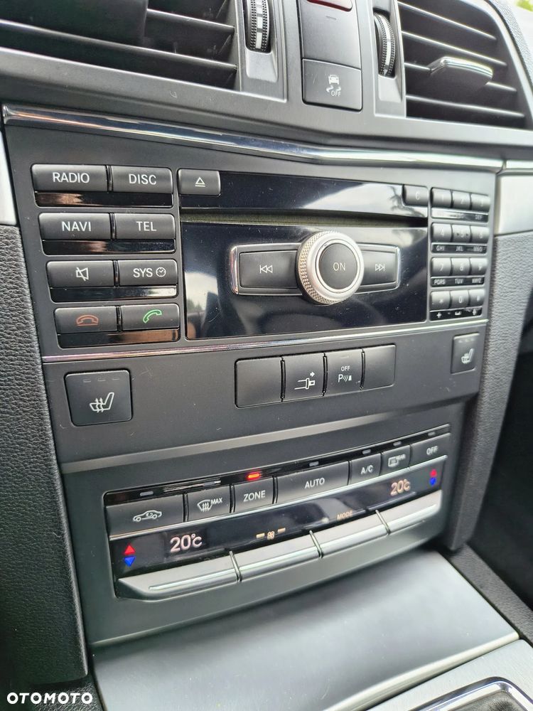 Mercedes-Benz Klasa E 220 CDI - 19