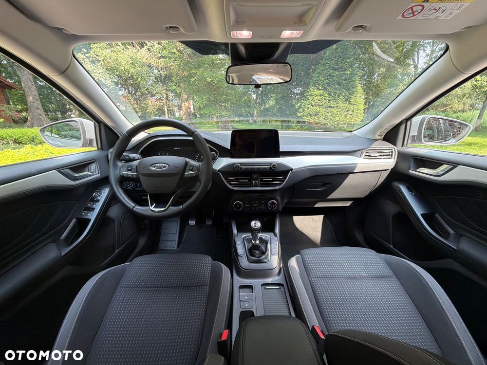 Ford Focus 1.0 EcoBoost Trend Edition - 12