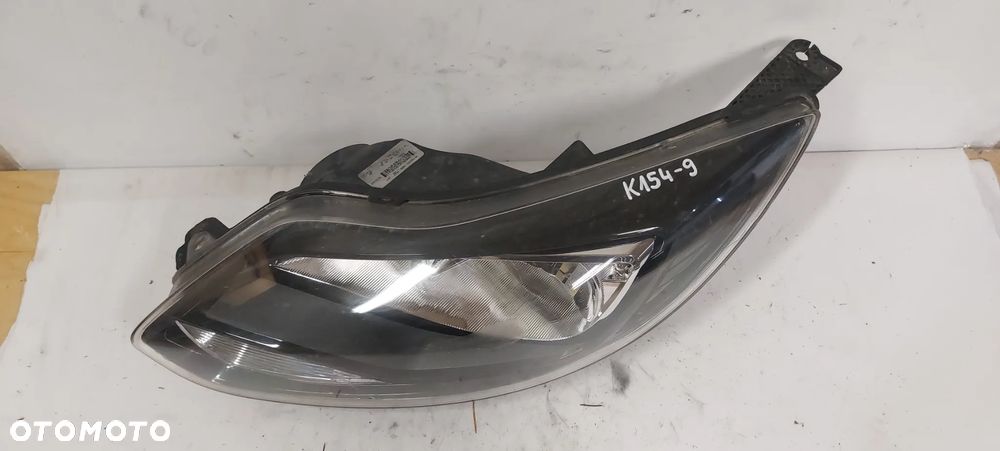 .  LAMPA PRZOD PRZEDNIA FORD FOCUS MK3 - 2