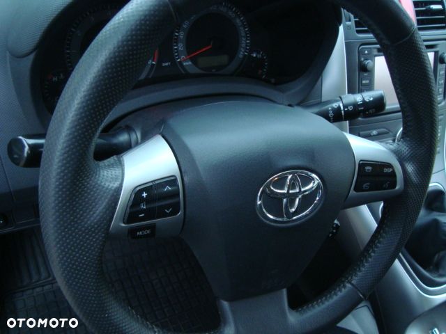 Kia Rio - 32
