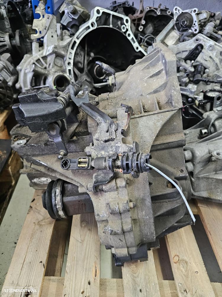 Caixa de velocidades Ford Connect 1.8 TDCI , ref 2T1R7002BJ - 1
