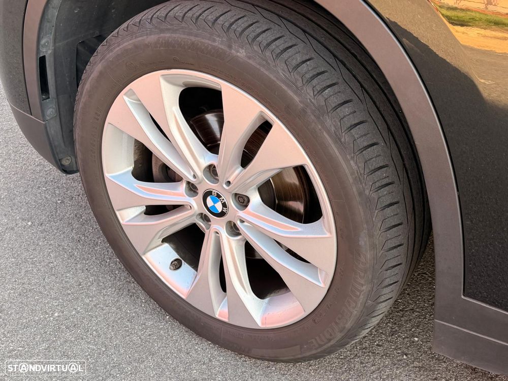 BMW X1 16 d sDrive - 18