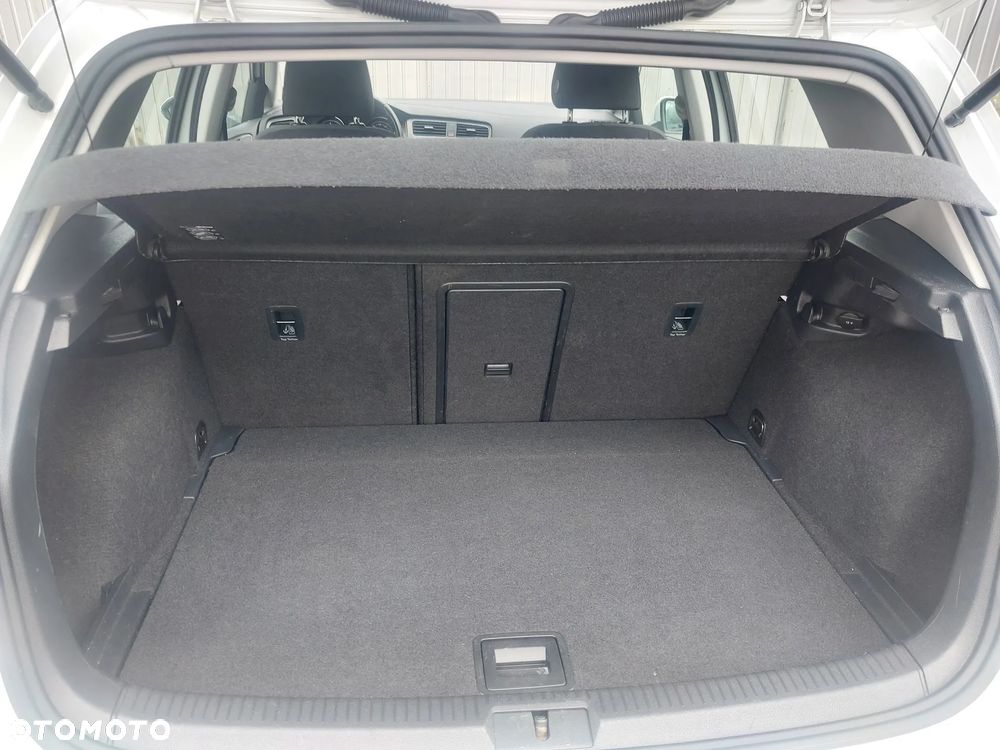 Volkswagen Golf 1.2 TSI BlueMotion Technology Team - 11