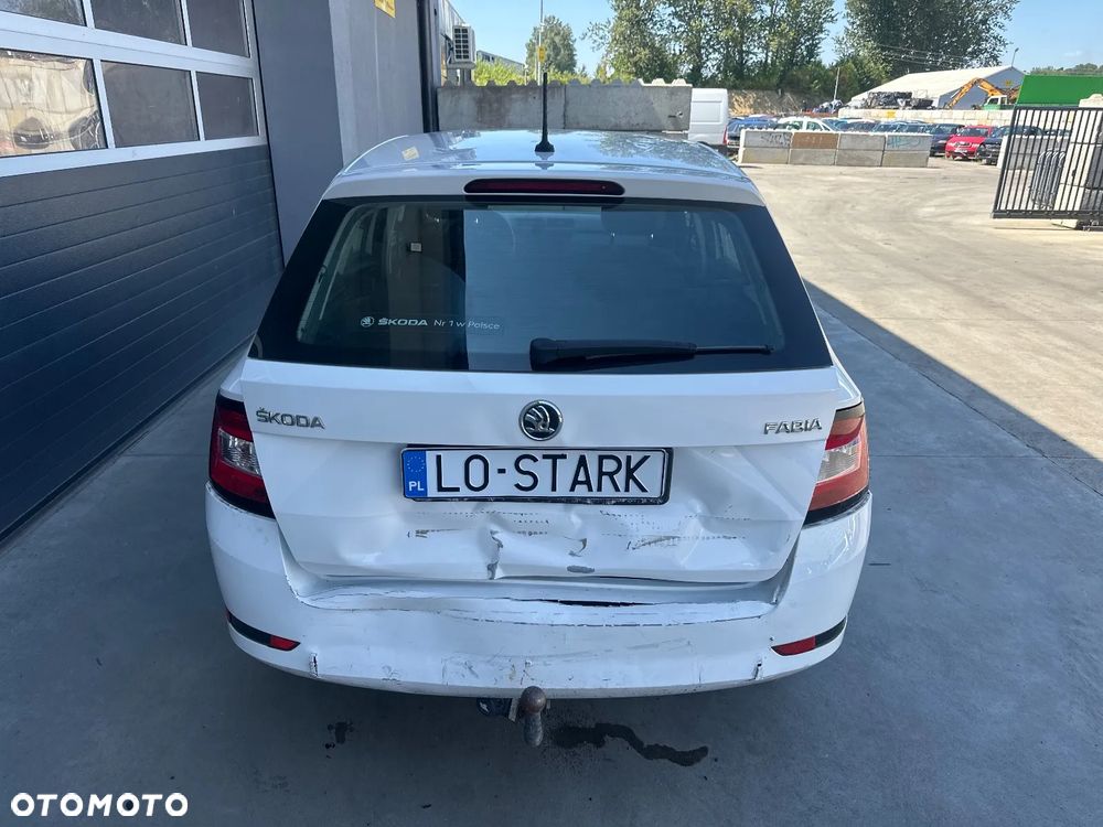 Skoda Fabia 1.0 TSI Active - 5