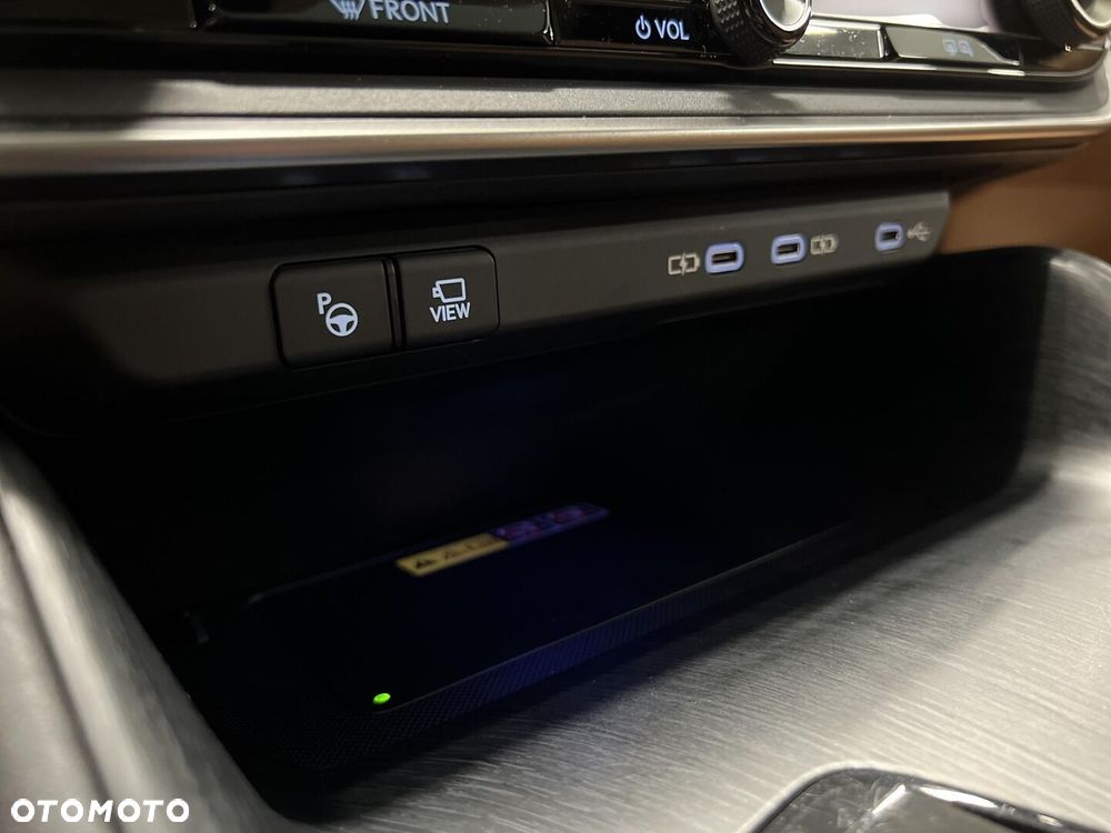 Lexus RZ 450e Omotenashi DIRECT4 - 25