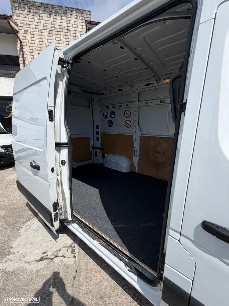 Renault Master 2.3 dCi L1H2 3.5T - 2