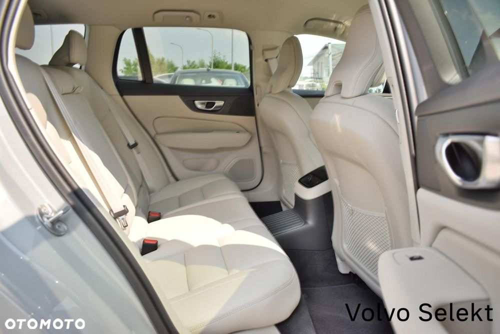 Volvo V60 - 25