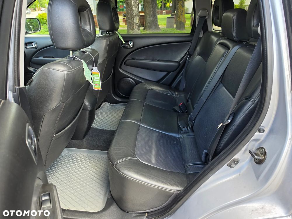 Mitsubishi Outlander 2.4 4WD Intense - 6