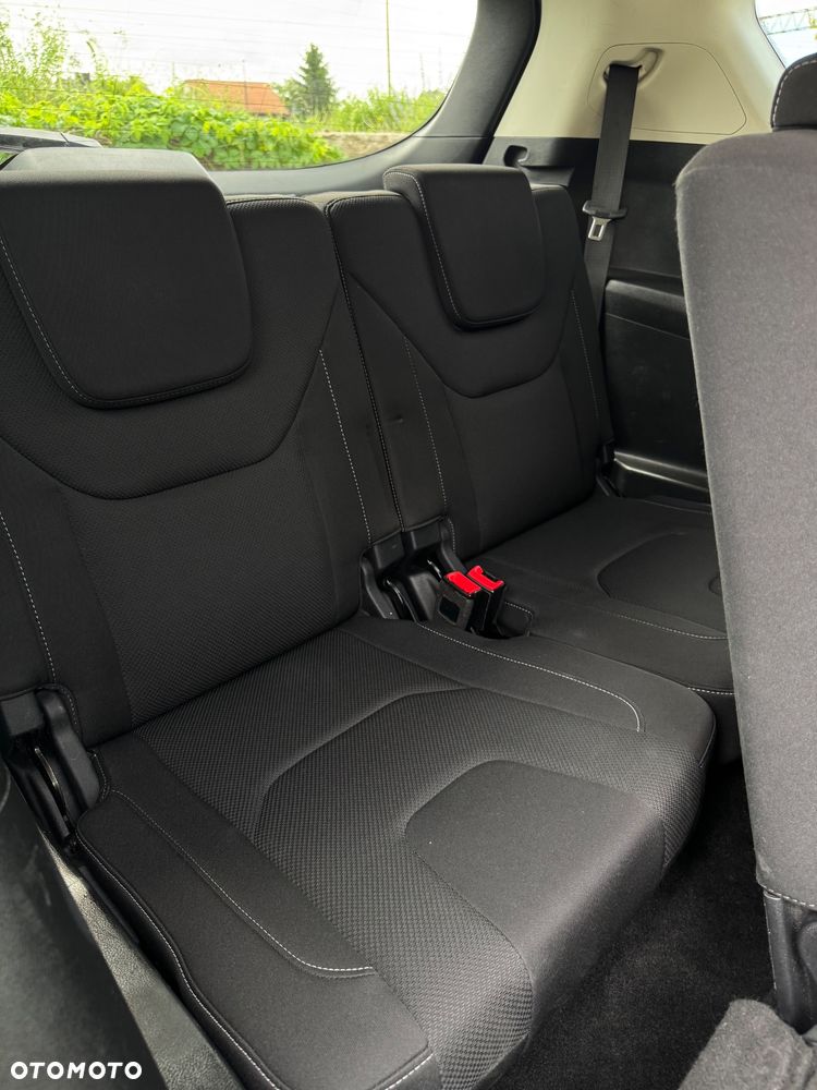 Ford S-Max 2.0 TDCi Titanium PowerShift - 24