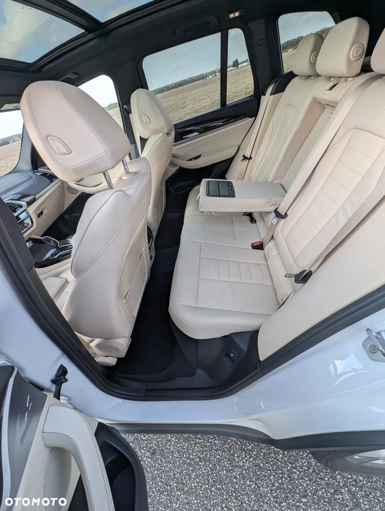 BMW X3 xDrive30i GPF xLine sport - 33