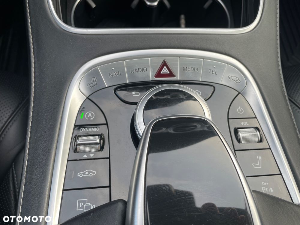 Mercedes-Benz Klasa S 560 L 4Matic 9G-TRONIC - 24