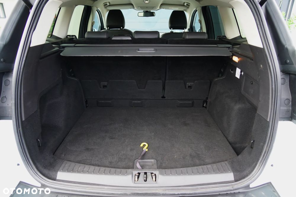 Ford Kuga 1.5 EcoBoost 2x4 Titanium - 37