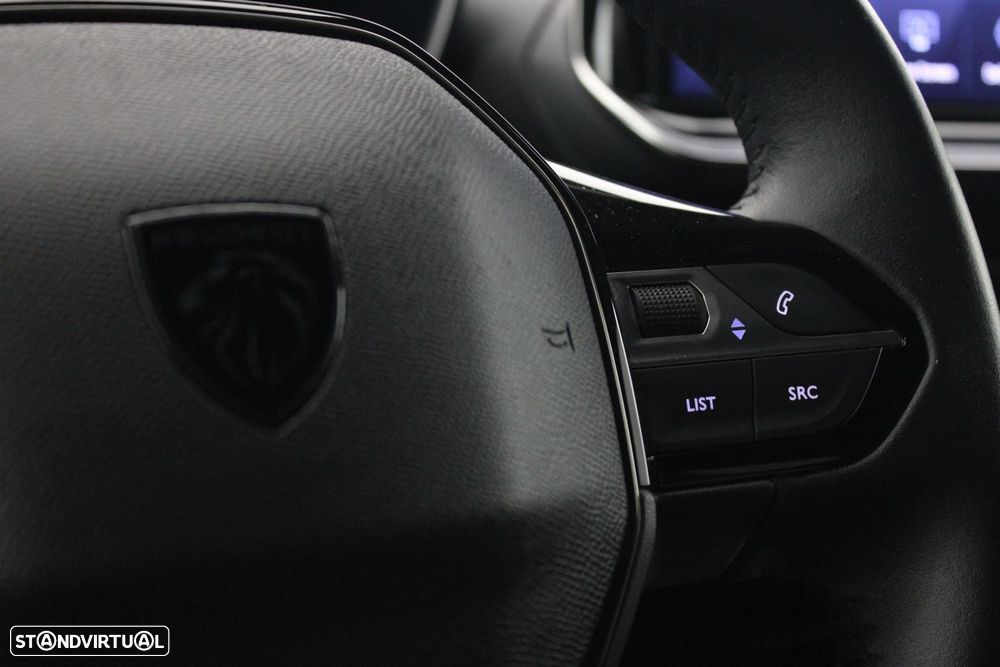 Peugeot e-2008 54 kWh Allure - 13