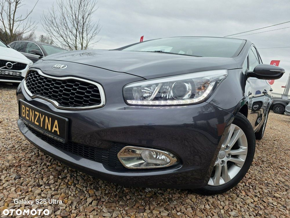 Kia Ceed - 19