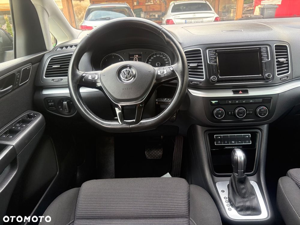 Volkswagen Sharan - 19