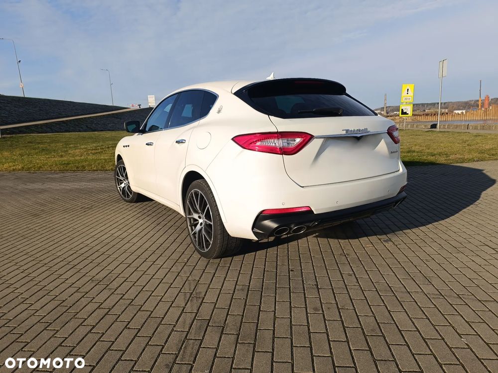 Maserati Levante Q4 - 7